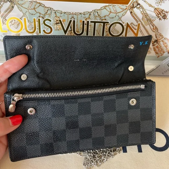 Louis Vuitton Black Damier Graphite Long Wallet on Chain - Picture 6 of 14